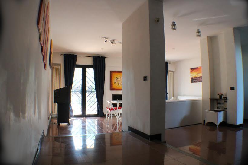 Madame Butterfly Hotel Ciampino Exterior photo