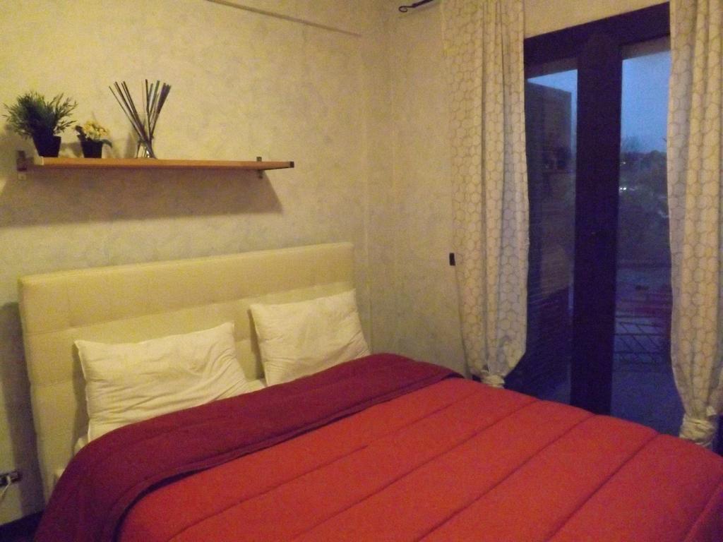 Madame Butterfly Hotel Ciampino Room photo
