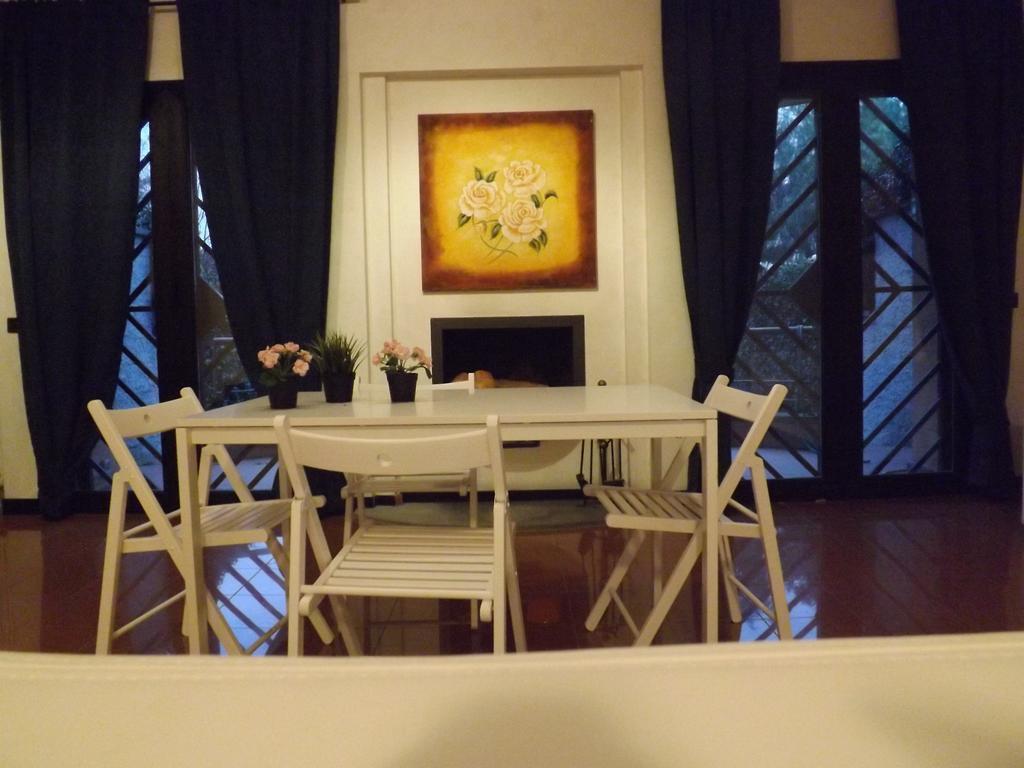 Madame Butterfly Hotel Ciampino Room photo